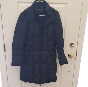 Black puffer coat